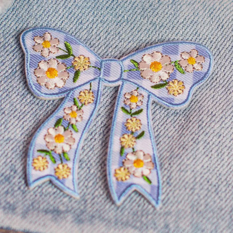 Daisy Bow Patch - Blue Gingham