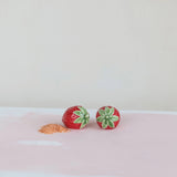 Strawberry Shape Salt and Pepper Shaker SET